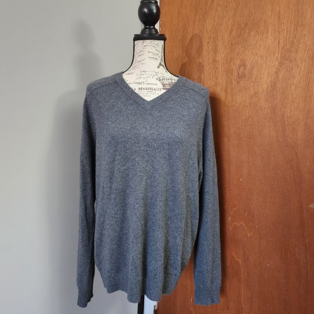 EUC, George, Men's Cashmere V-neck Sweater
